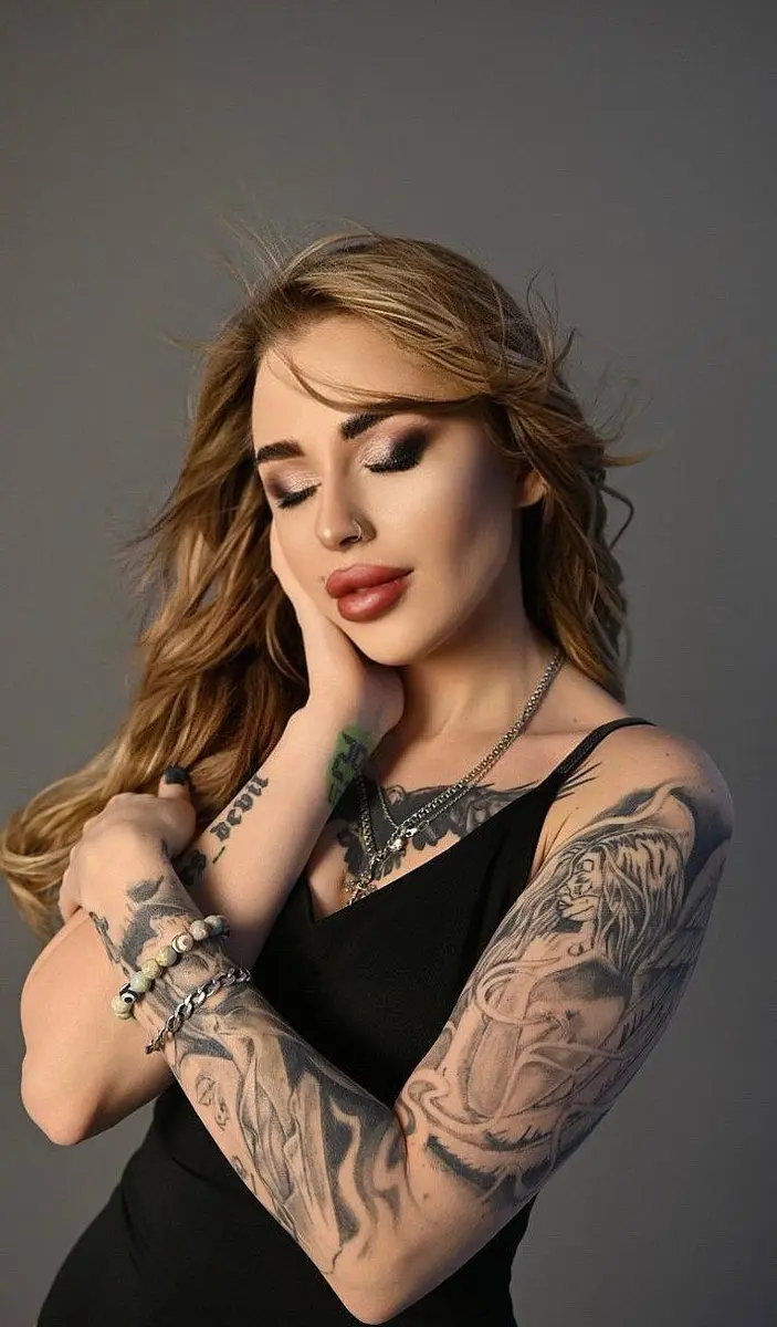 Rimma escort in Hong Kong